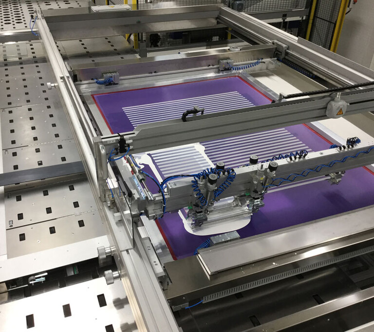 Screen printing machine for Lumon