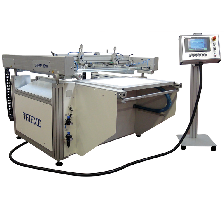 Machine de sérigraphie ½ automatique à plateau sortant pour les matériaux rigides et flexibles
